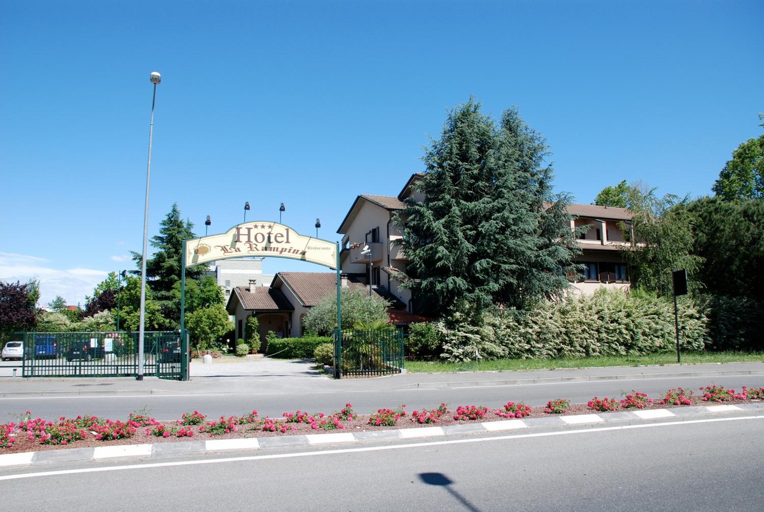 Hotel Ristorante La Rampina Vimodrone Zewnętrze zdjęcie